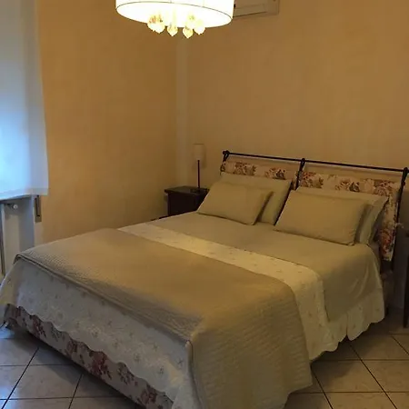 Lina Oda ve Kahvaltı *